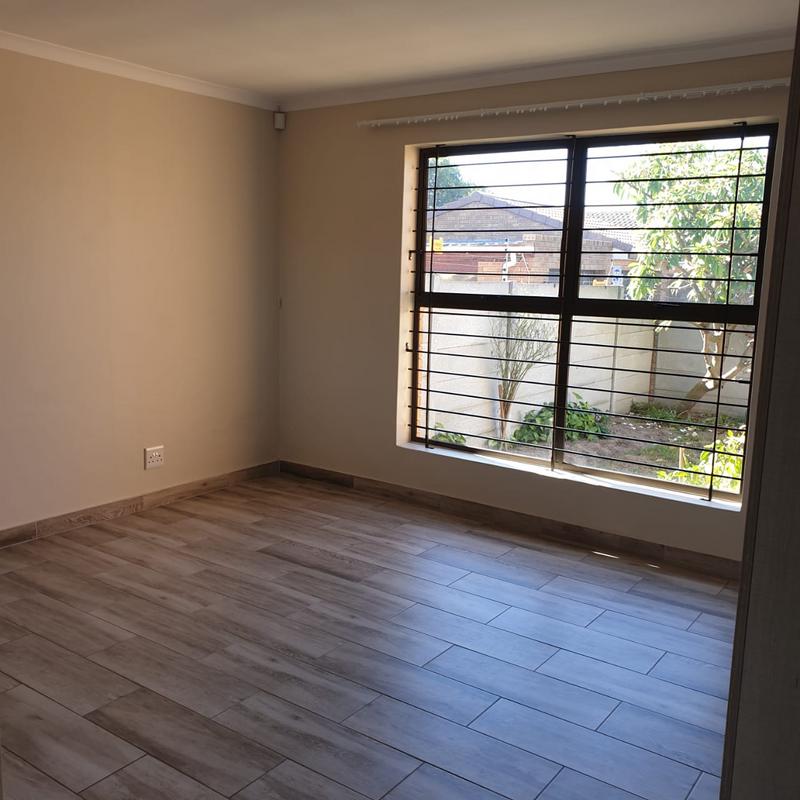 3 Bedroom Property for Sale in Bellair Western Cape